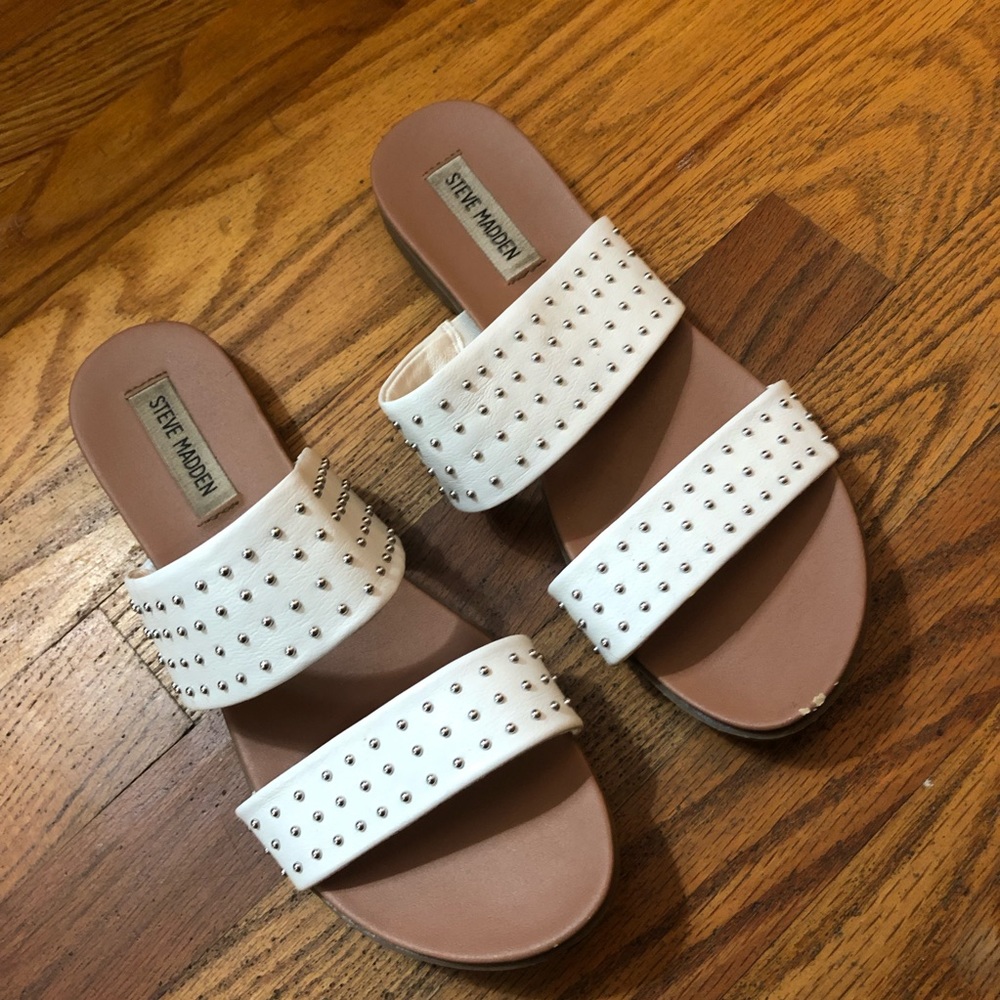 Steve Madden size 9.5 studded sandals